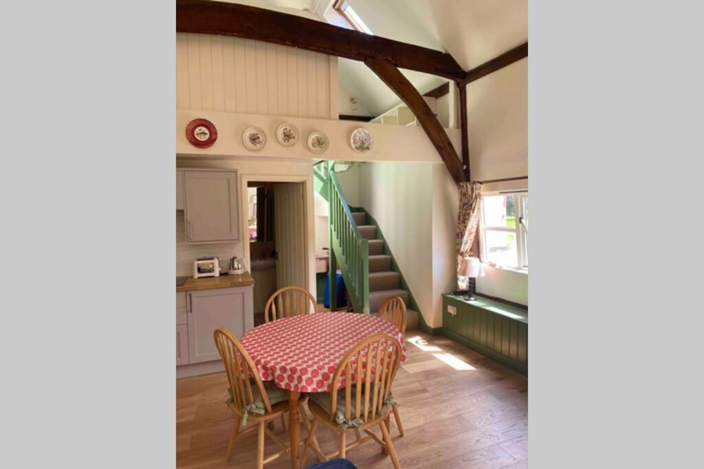 Gorgeous Comfortable Barn With Huge Private Orchard In Quiet Suffolk Location Depden Eksteriør bilde