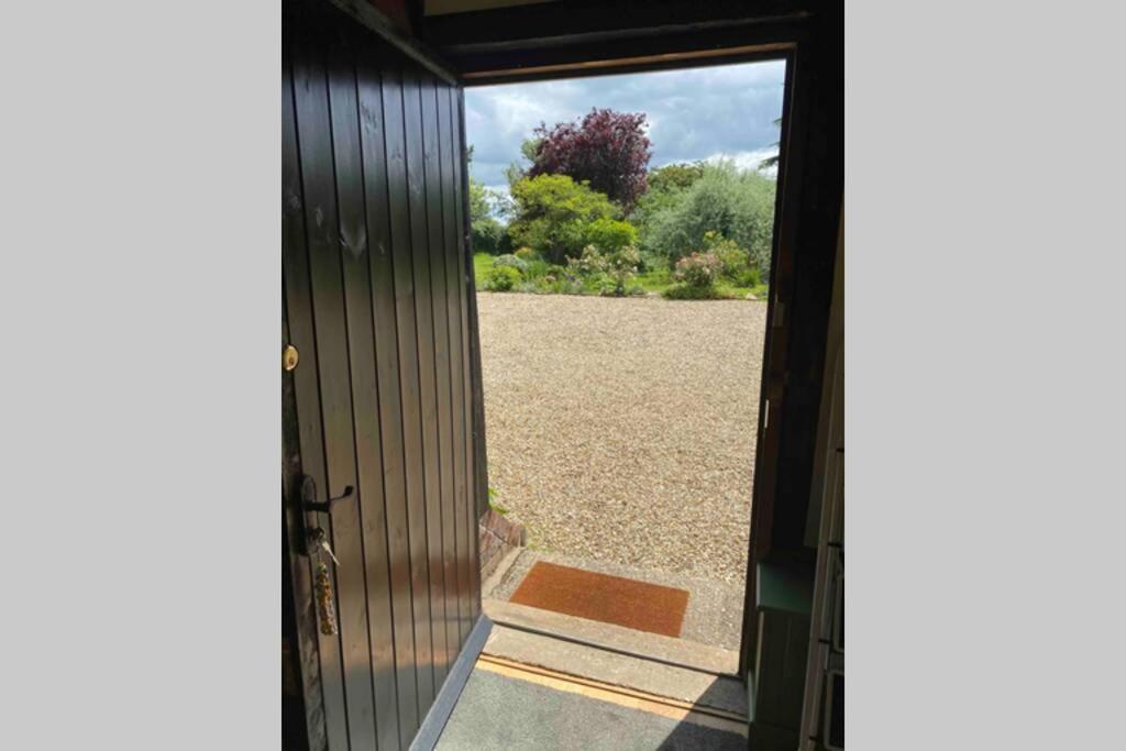 Gorgeous Comfortable Barn With Huge Private Orchard In Quiet Suffolk Location Depden Eksteriør bilde